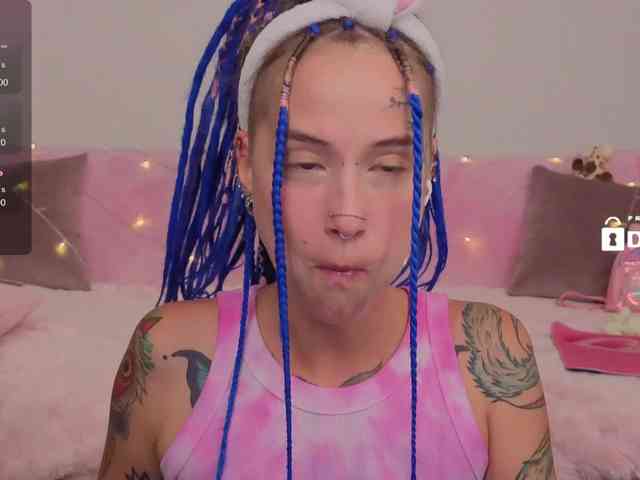 Ne_Sonia webcam