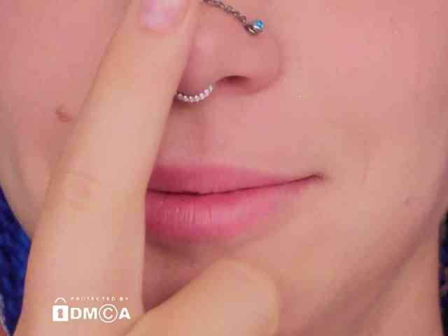 Ne_Sonia webcam