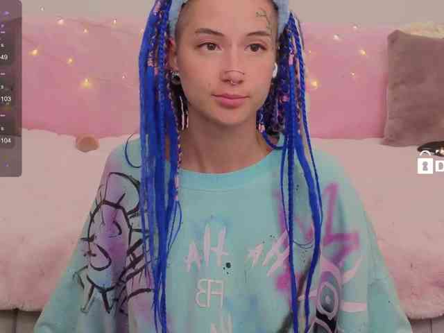 Ne_Sonia webcam