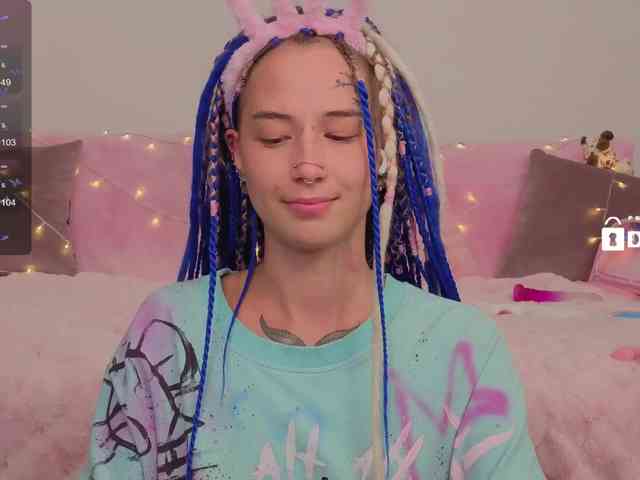 Ne_Sonia webcam