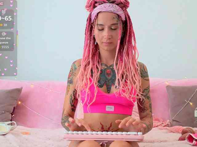Ne_Sonya webcam