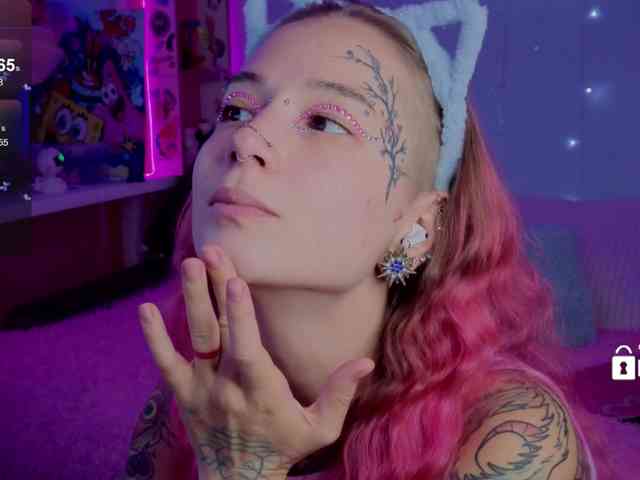 Anuskatz Live Webcam on BongaCams