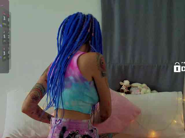 Ne_Sonia webcam