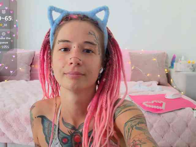 Ne_Sonya webcam