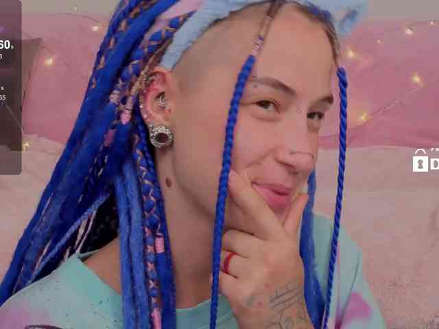 Ne_Sonia webcam