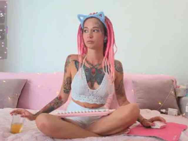 Ne_Sonya webcam