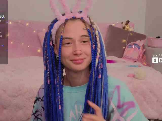 Ne_Sonia webcam