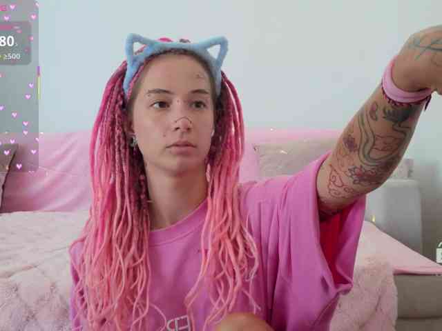 Ne_Sonya webcam