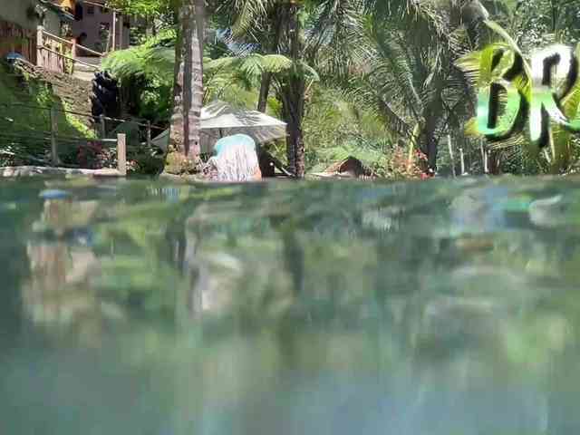 Ne_Sonia webcam