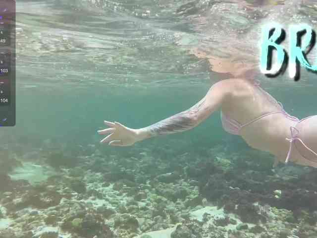Ne_Sonia webcam