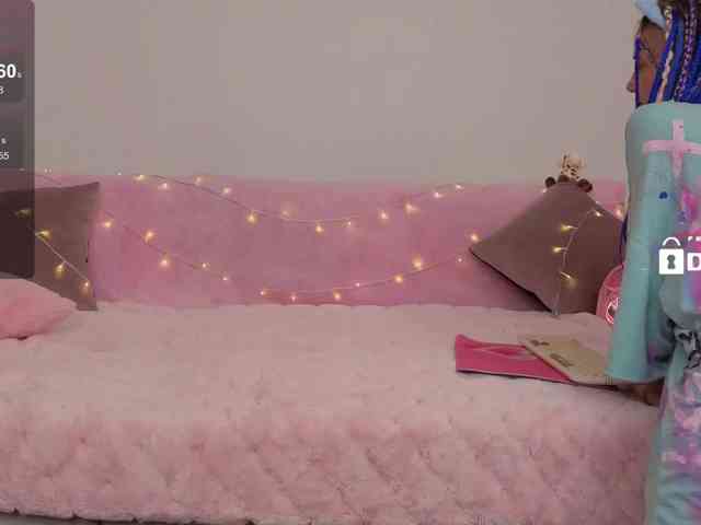 Ne_Sonia webcam