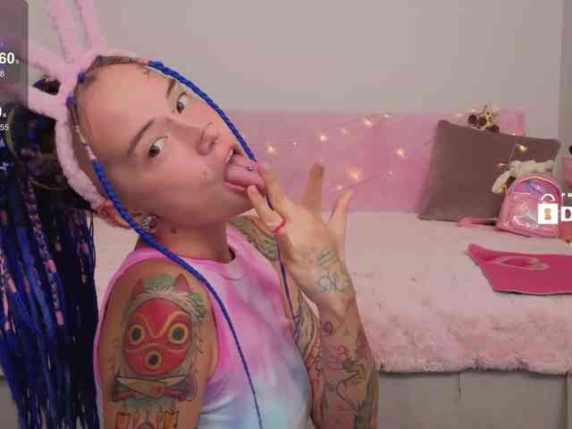 Ne_Sonia webcam