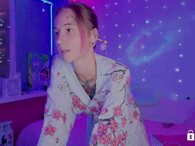 Ne_Sonia webcam