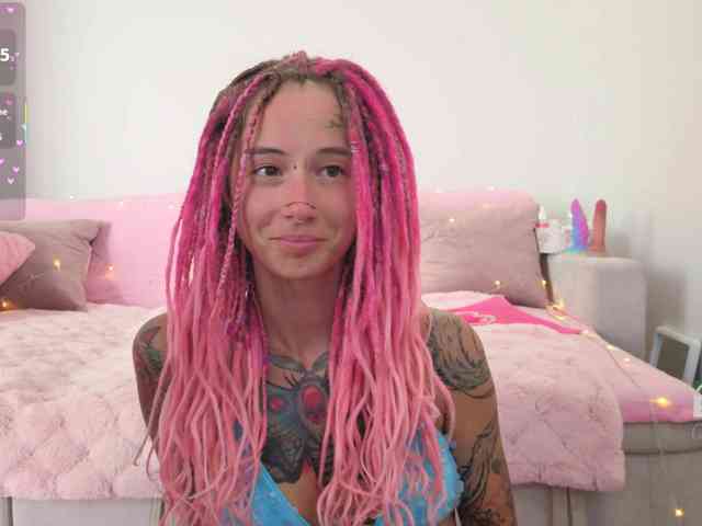Ne_Sonya webcam