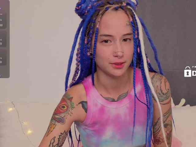 Ne_Sonia webcam
