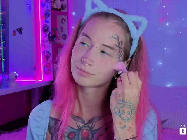 Ne_Sonia webcam