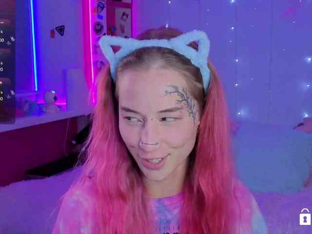 Ne_Sonia webcam