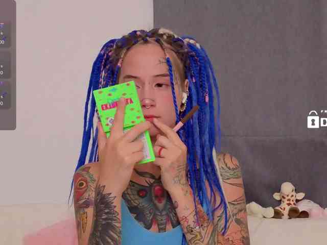 Ne_Sonia webcam