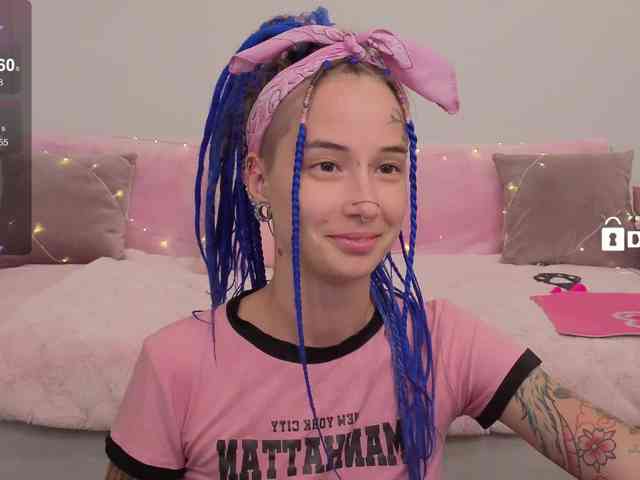 Ne_Sonia webcam