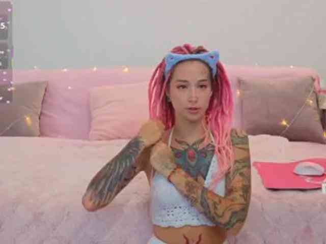 Ne_Sonya webcam