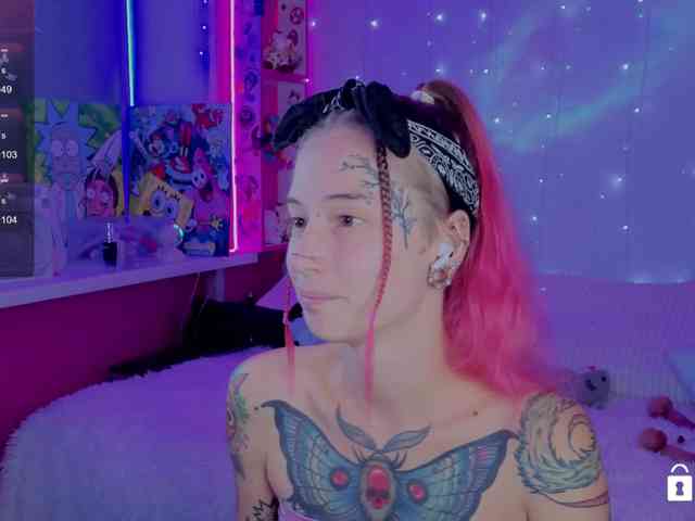 Ne_Sonia webcam