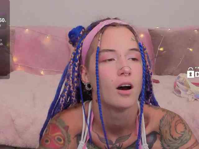Ne_Sonia webcam