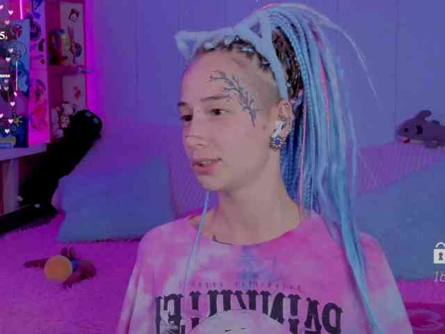 Ne_Sonya webcam