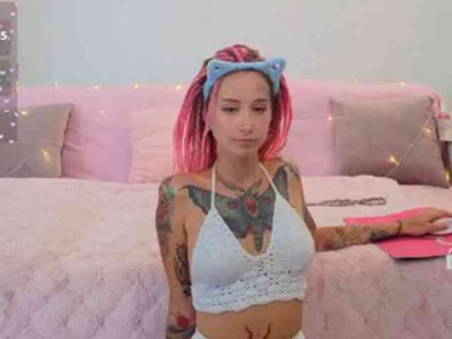 Ne_Sonya webcam