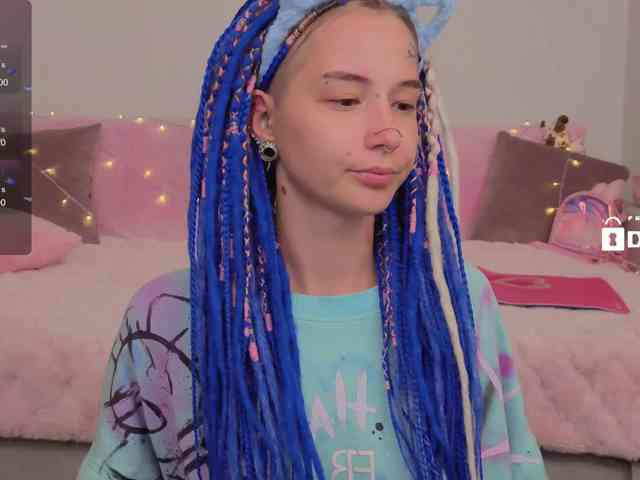 Ne_Sonia webcam