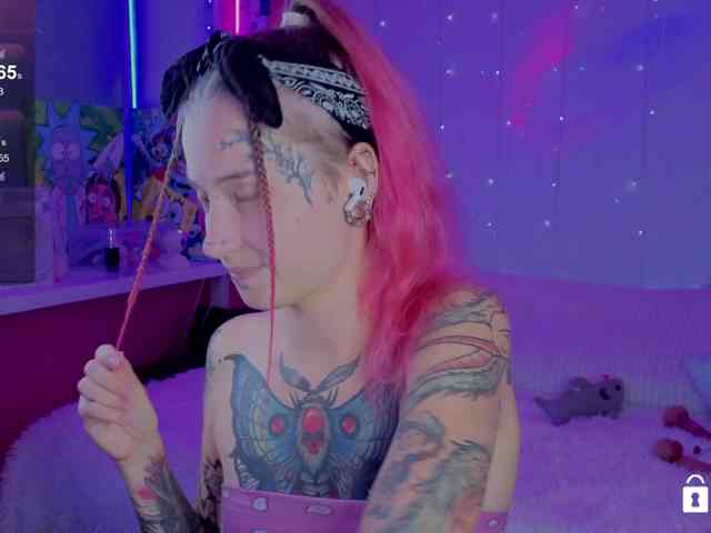 Ne_Sonia webcam