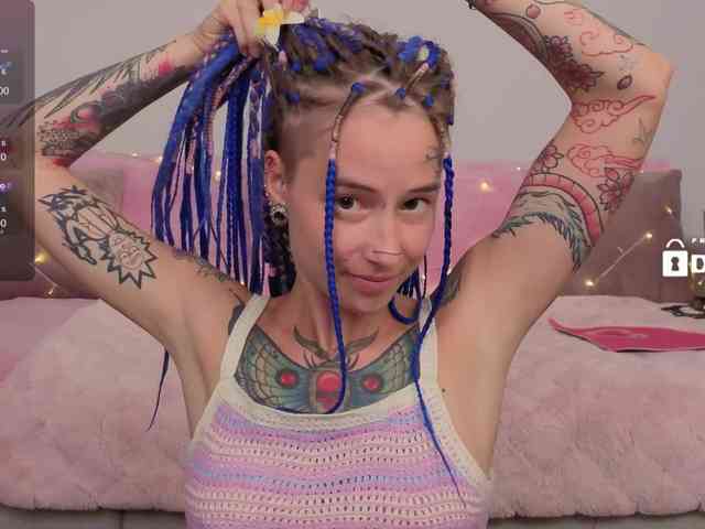 Ne_Sonia webcam