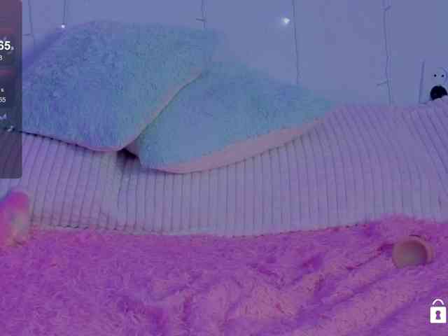 Ne_Sonia webcam