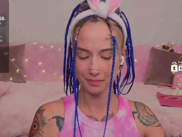 Ne_Sonia webcam