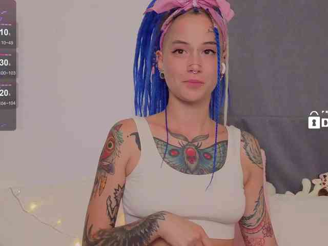 Ne_Sonia webcam