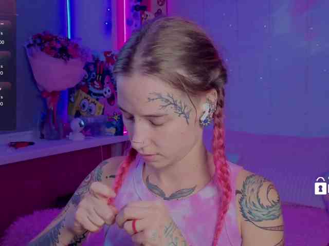 Ne_Sonya webcam