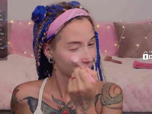 Ne_Sonia webcam