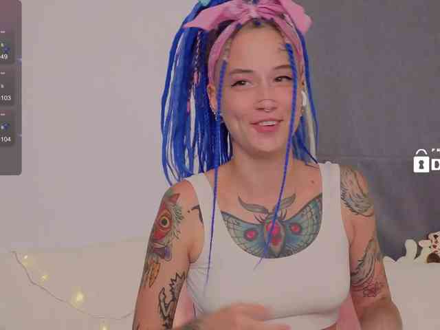 Ne_Sonia webcam