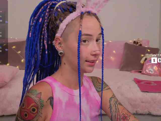 Ne_Sonia webcam