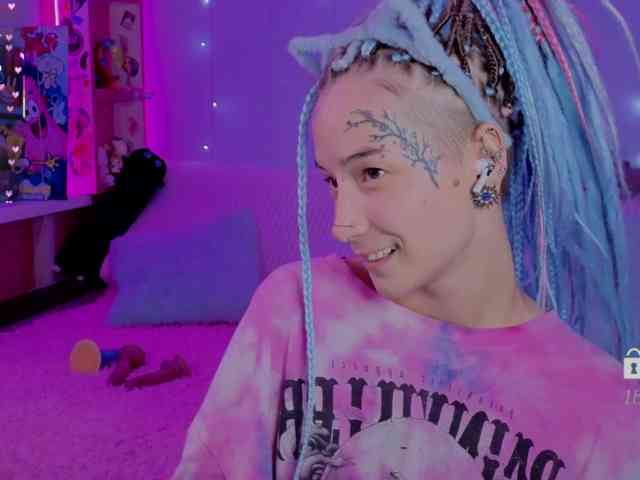 Ne_Sonya webcam