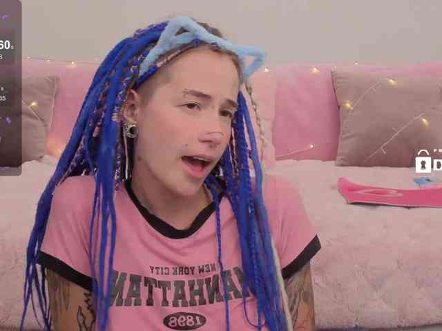 Ne_Sonia webcam
