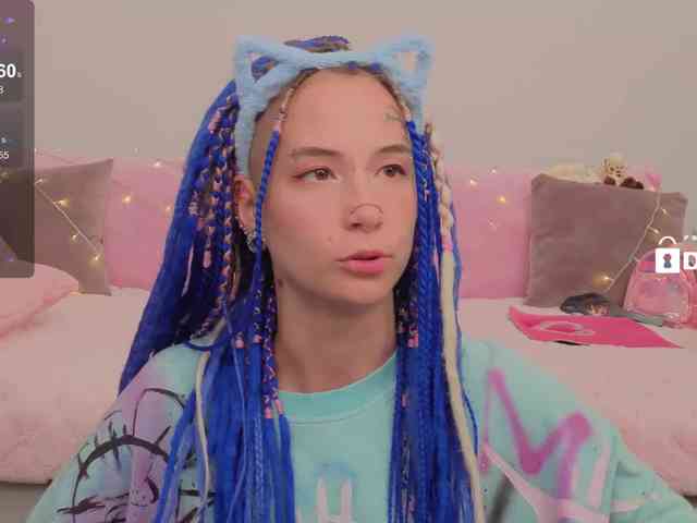 Ne_Sonia webcam