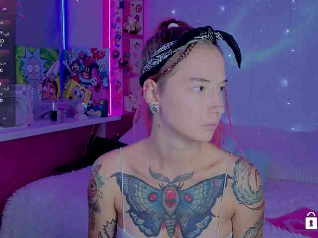 Ne_Sonia webcam