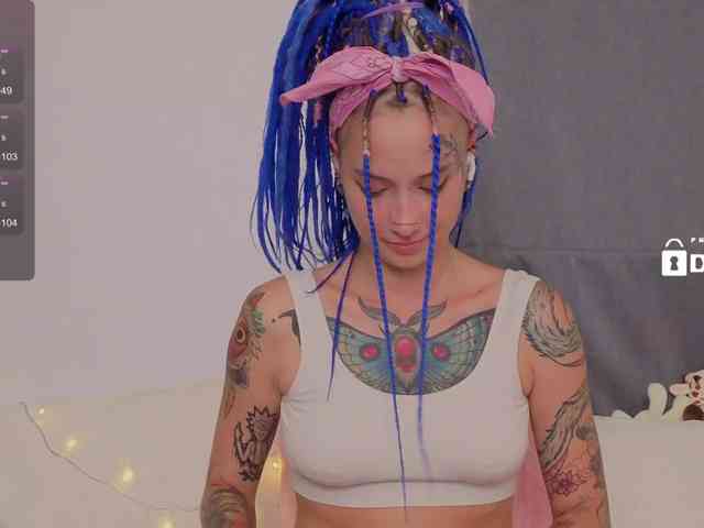 Ne_Sonia webcam