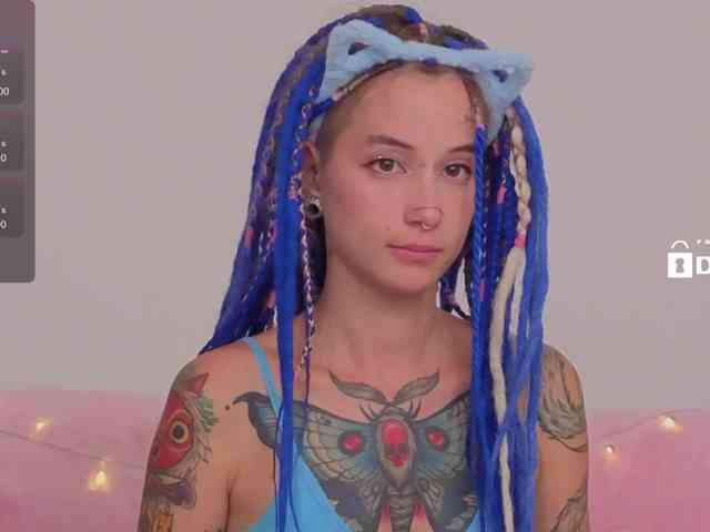 Ne_Sonia webcam