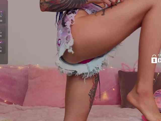 Ne_Sonia webcam