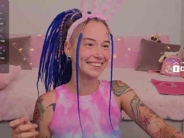 Ne_Sonia webcam