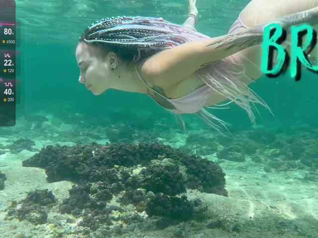 Ne_Sonia webcam