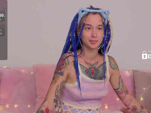 Ne_Sonia webcam