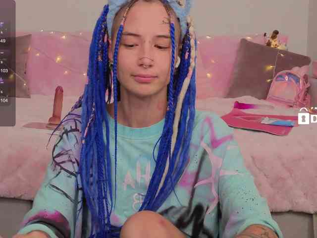 Ne_Sonia webcam