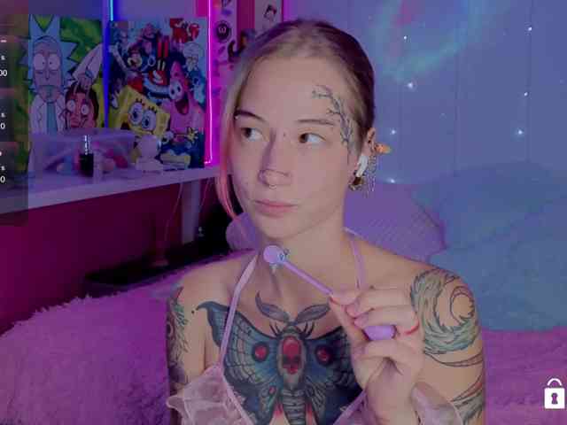 Ne_Sonia webcam